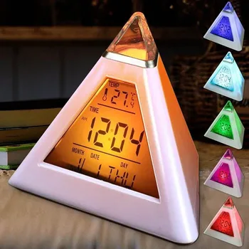 Ciparu LED Modinātājs 7 Krāsas Mainās Nakts Gaisma Laika Temperatūras Displejs Piramīdas Formas Galda Pulkstenis