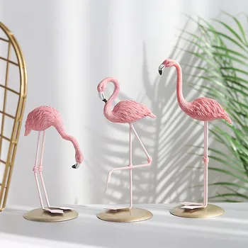 Nordic Style Flamingo Statuetes Pasaku Dārzs Dzīvo Jamo Istabu Biroja Kāzu Svinības Rotājumu Mājas Dekorēšanas Piederumi Sveķu Amatniecības