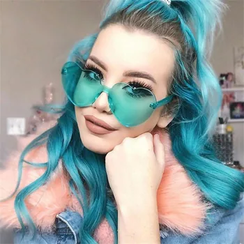Saulesbrilles Sieviešu Luksusa Zīmolu Dizainera 2019 Jauns Krāsains Modes gudrs, seksīgs retro Mīlestības Sirds bez apmales Brilles Konfektes Krāsu UV400